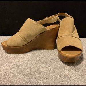 Mila Paoli women’s slingback wedge (8.5)